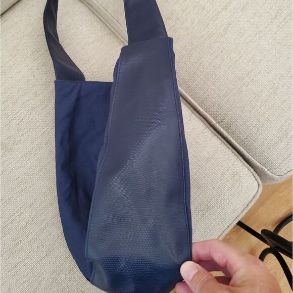 Nina Ricci Vintage Canvas Tote Bag in Navy - Picture 6 of 13
